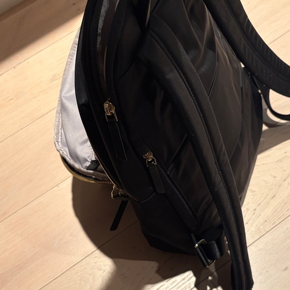 TUMI - Voyageur Carson Laptop Backpack - Women - Black - Picture 10 of 16